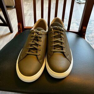 UGG Men's Leather Shoes
